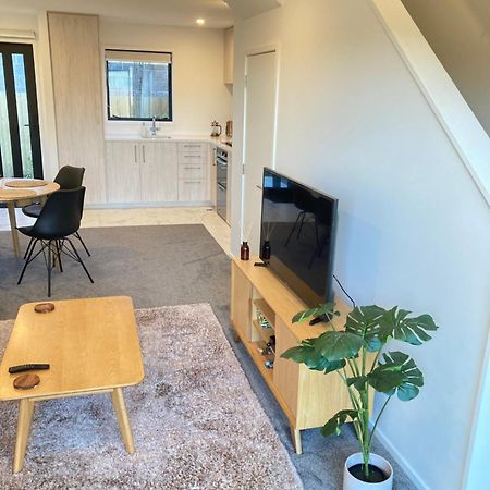 Cheerful 2 Bedroom Townhouse In Addington! ไครสต์เชิร์ช ภายนอก รูปภาพ